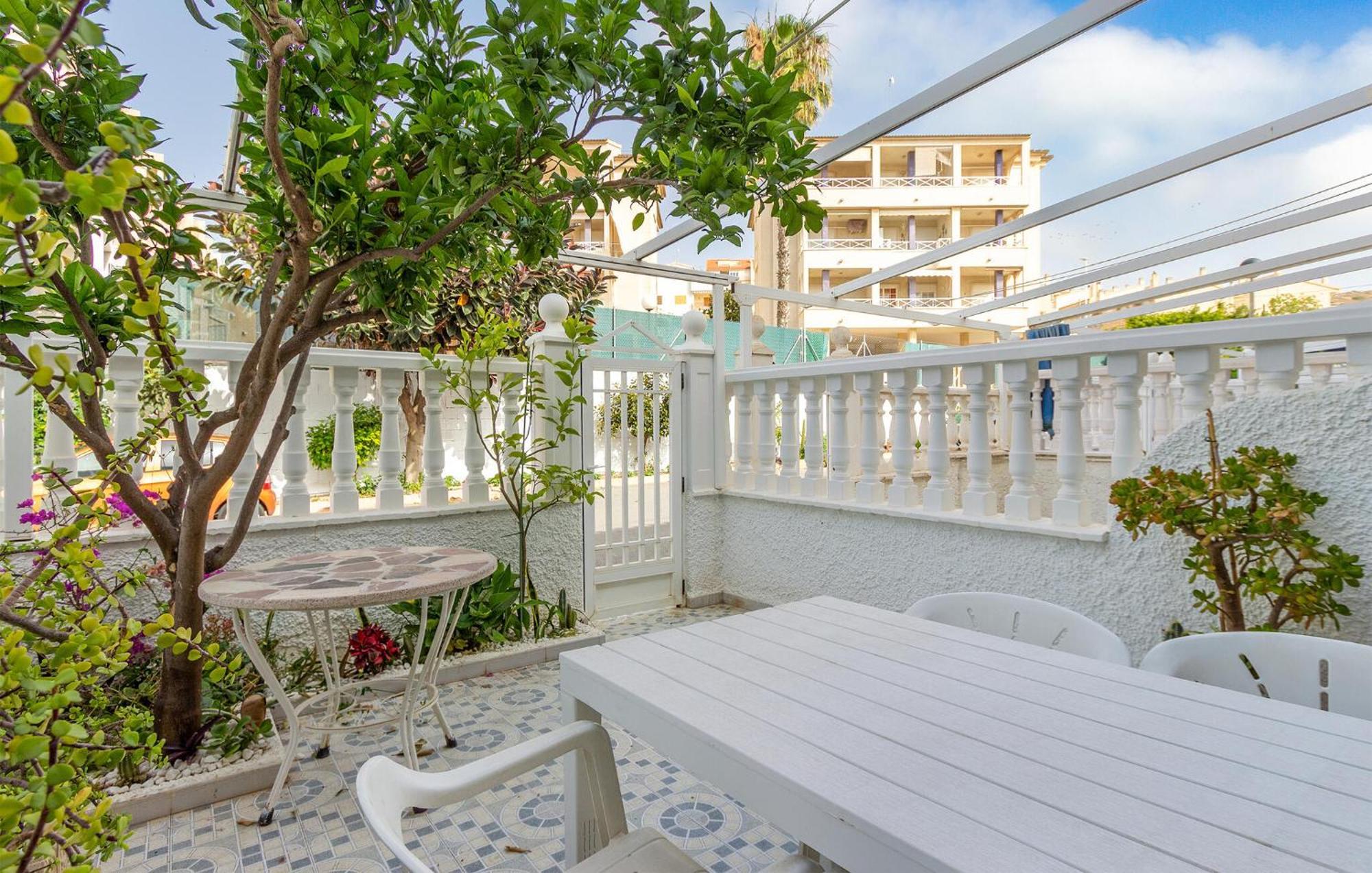 2 Bedroom Awesome Home In Santa Pola Luaran gambar